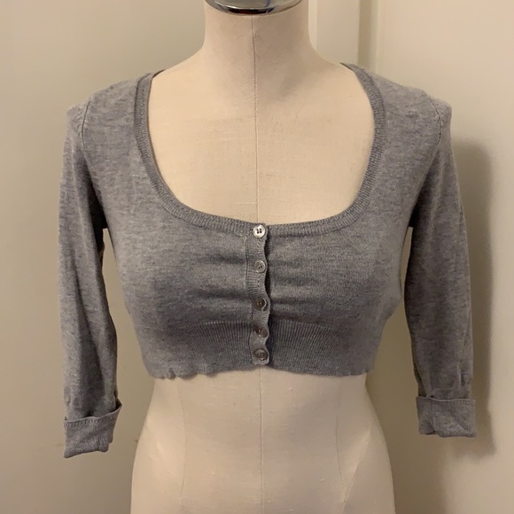 Bershka Tops - Bershka knitwear cropped cardigan